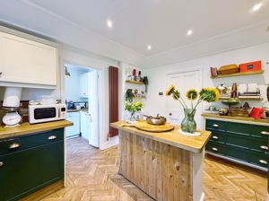 Photo 23- click for photo gallery